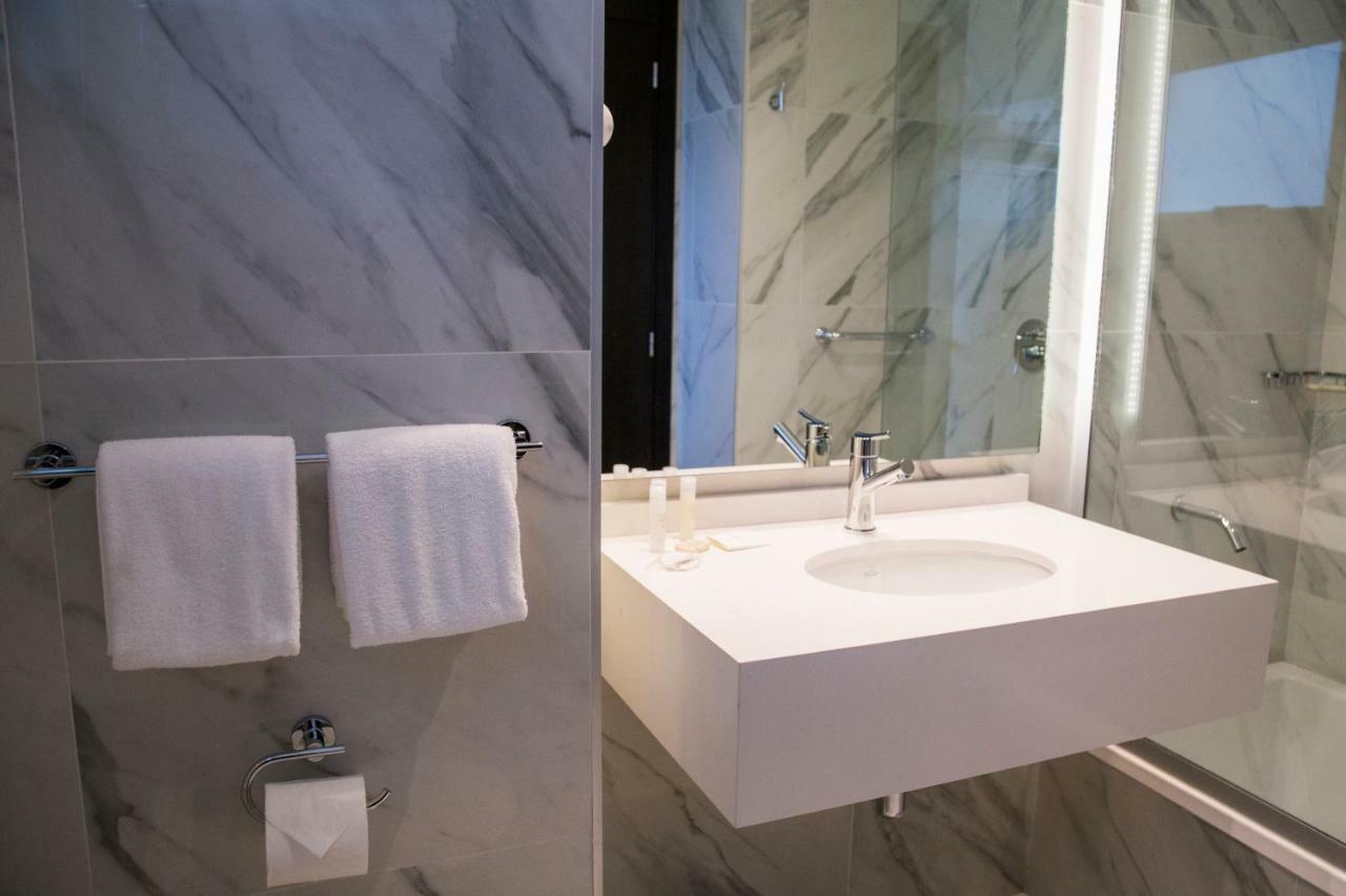 Hotel Land Plaza La Plata Dış mekan fotoğraf