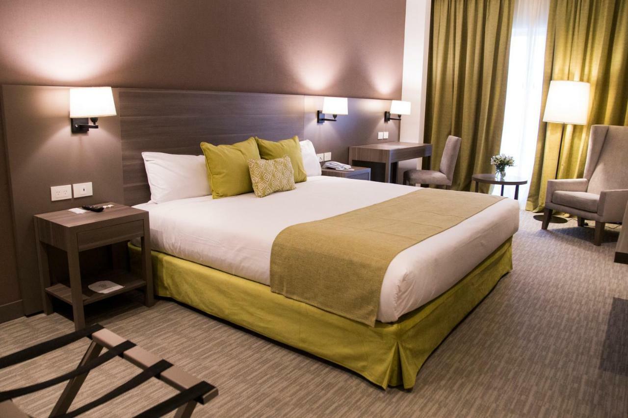 Hotel Land Plaza La Plata Dış mekan fotoğraf